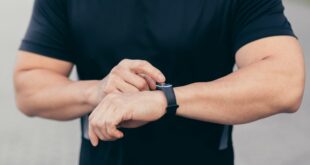 Comment choisir le meilleur bracelet connecté Hetp en noir pour le sport ?